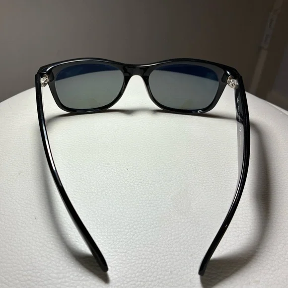 Ray-Ban New Wayfarer Sunglasses - Picture 2 of 10